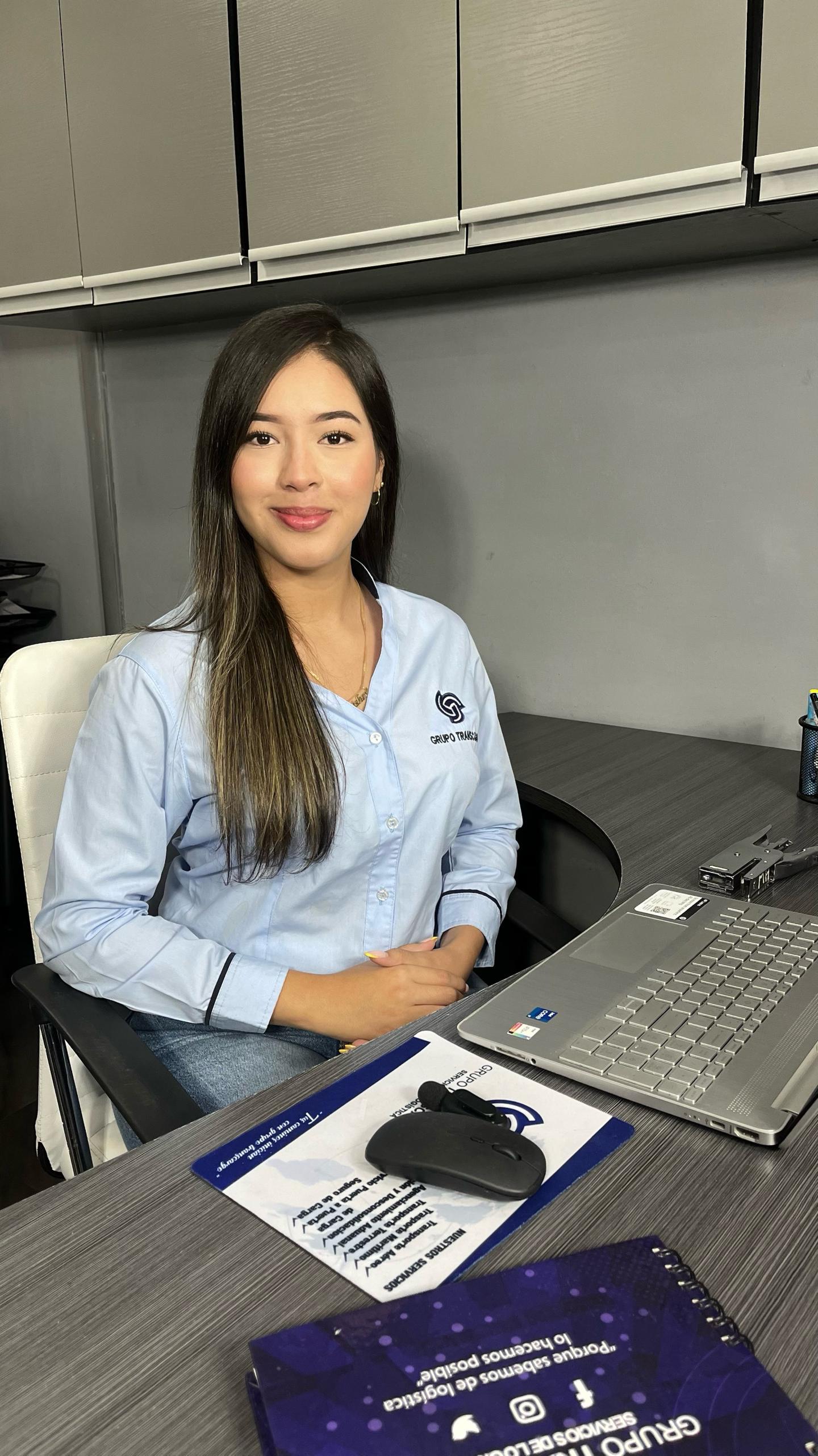 Ejecutiva de Atención al Cliente